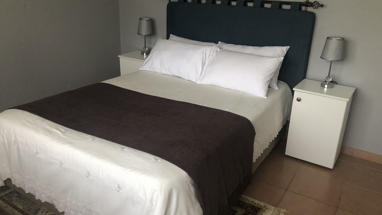 Photo of Bedroom in Glen Lorne
