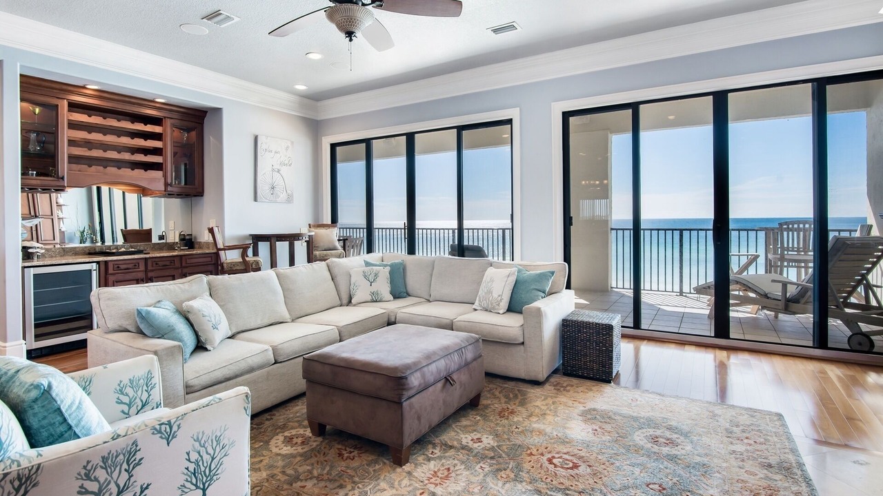 Photo of Livingroom in Miramar Beach