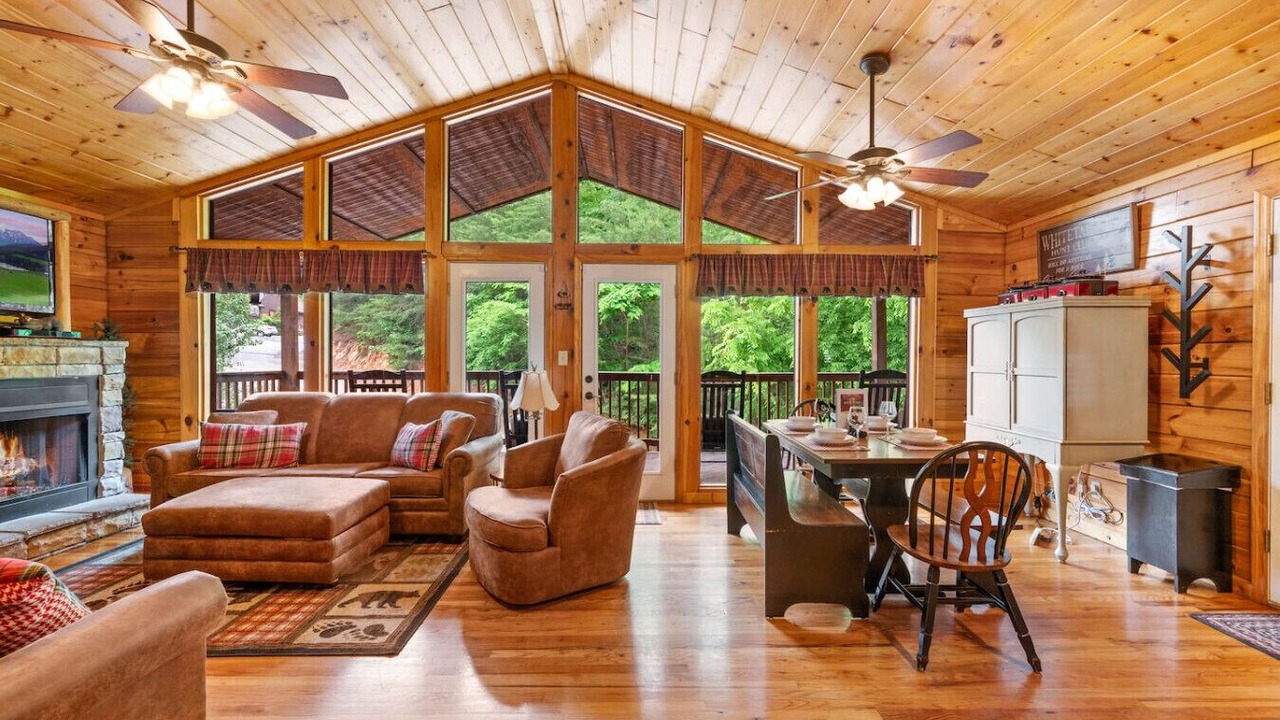 Photo of Livingroom in Sevierville