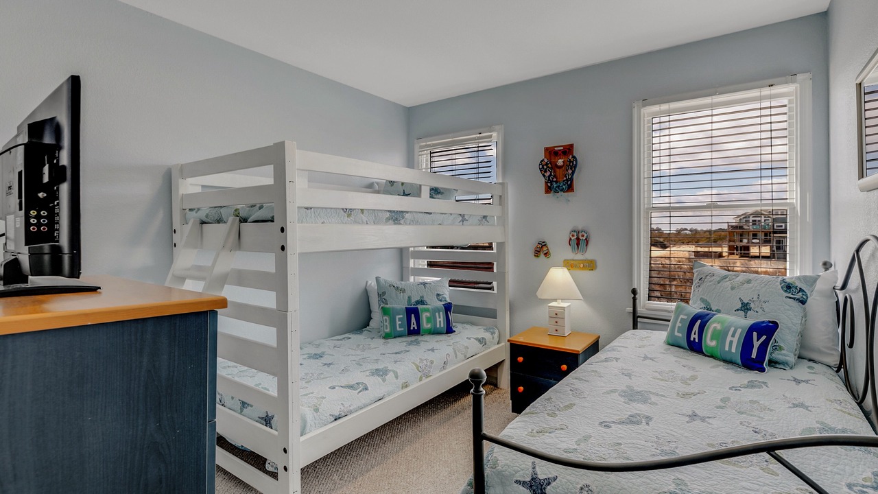 Photo of Bedroom in Corolla