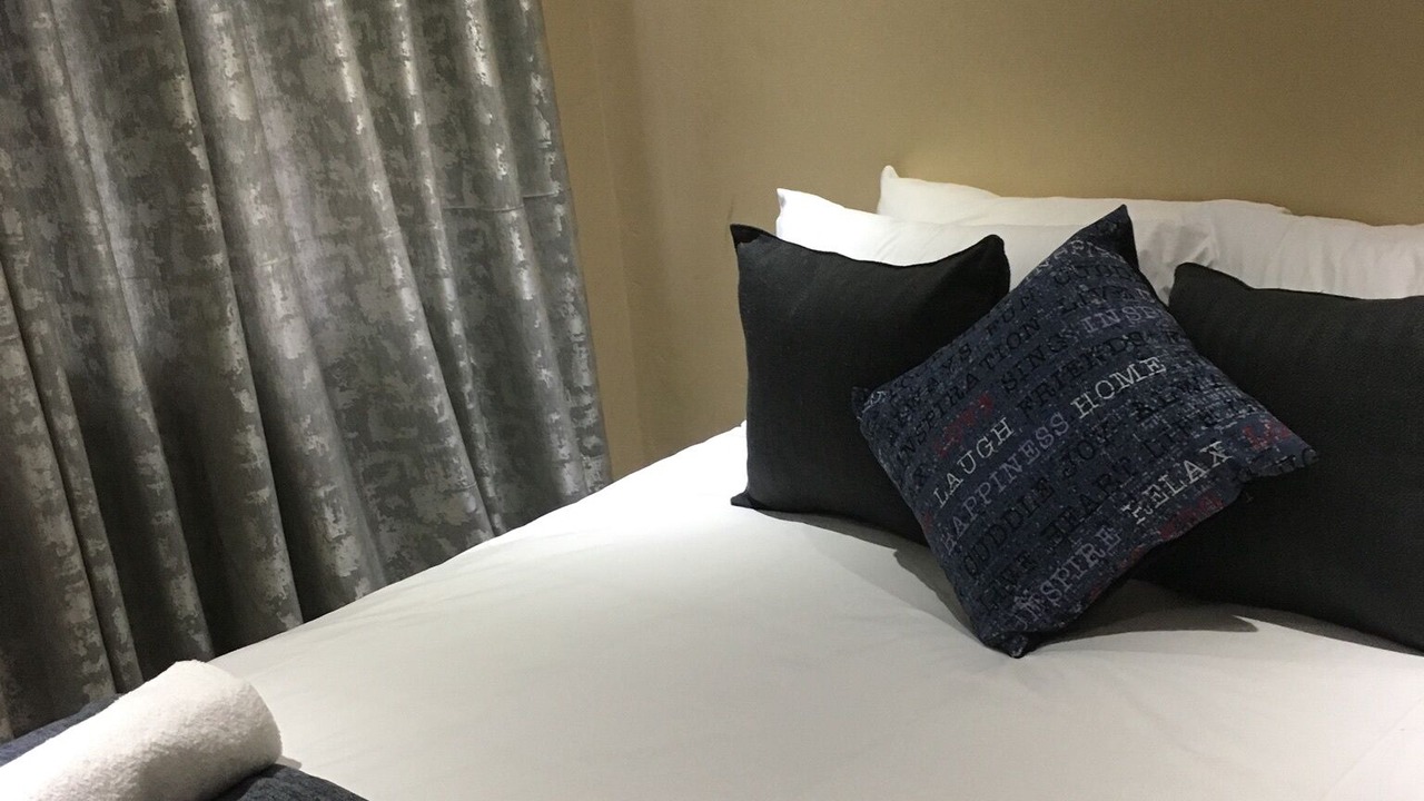 Photo of Bedroom in Greendale
