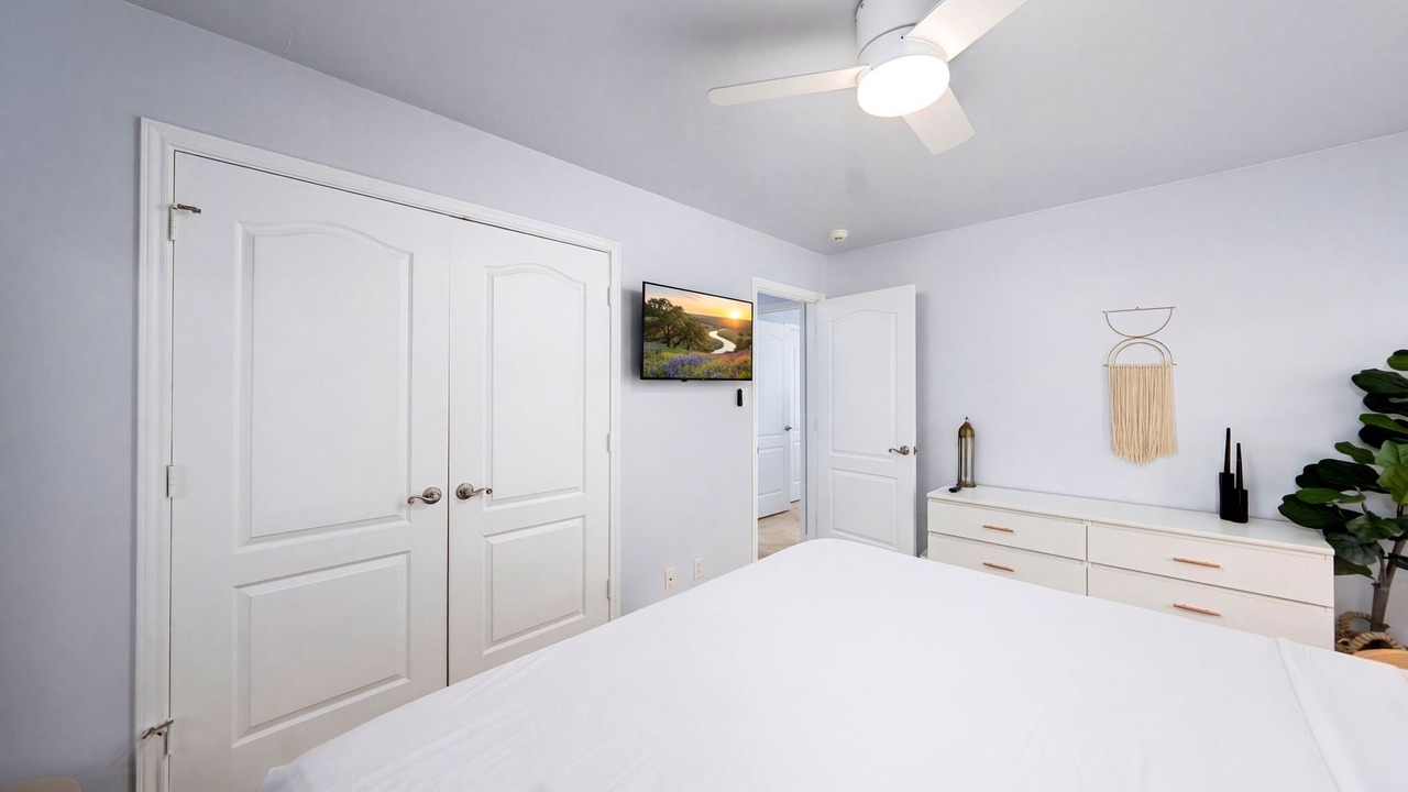 Photo of Bedroom in Helotes