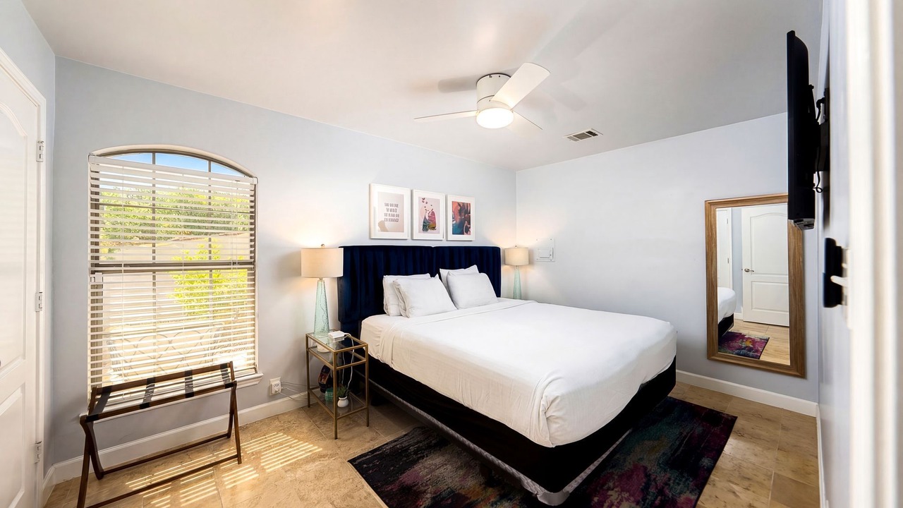 Photo of Bedroom in Helotes