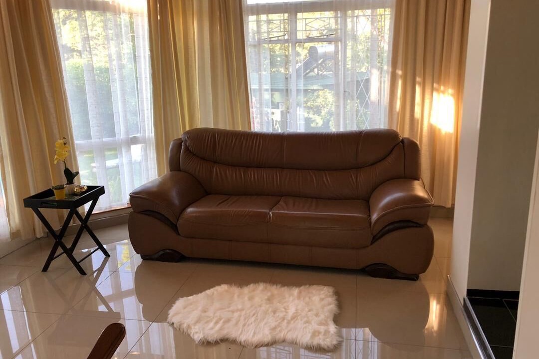 Photo of Livingroom in Mutare