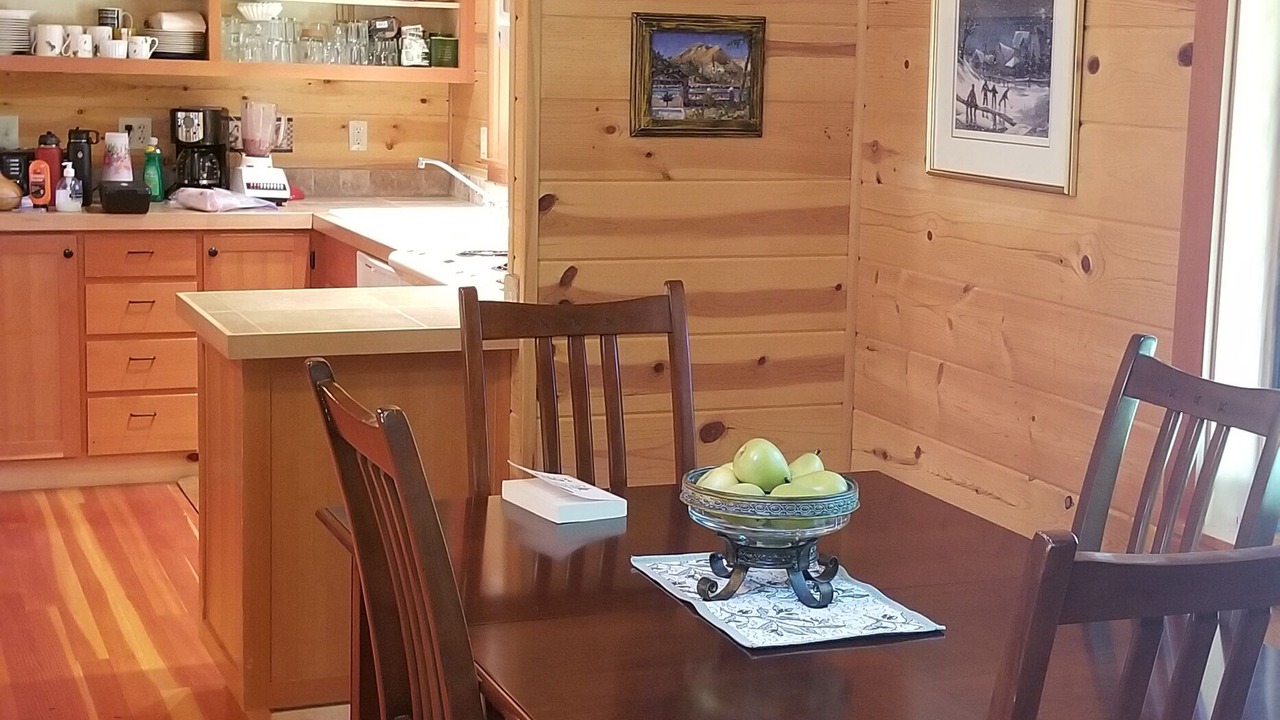 Photo of Bedroom in McKenzie Bridge