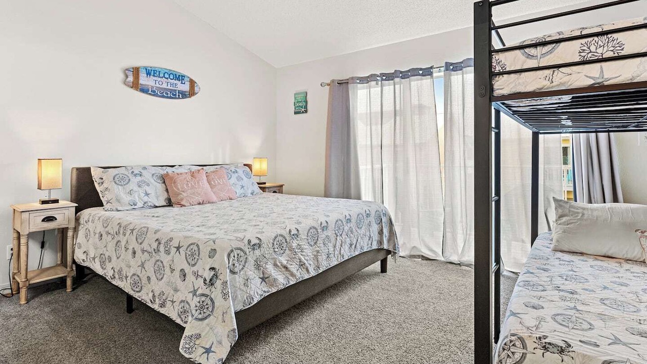 Photo of Bedroom in Miramar Beach