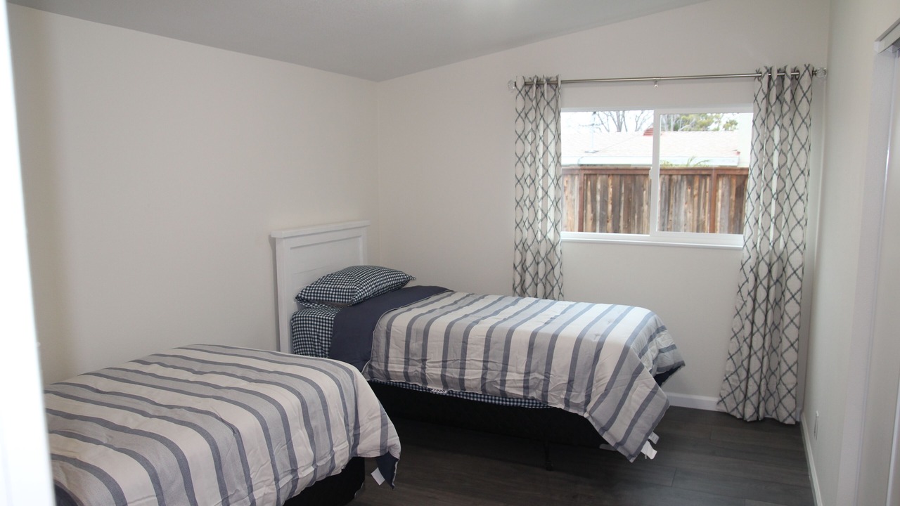 Photo of Bedroom in Costa Mesa