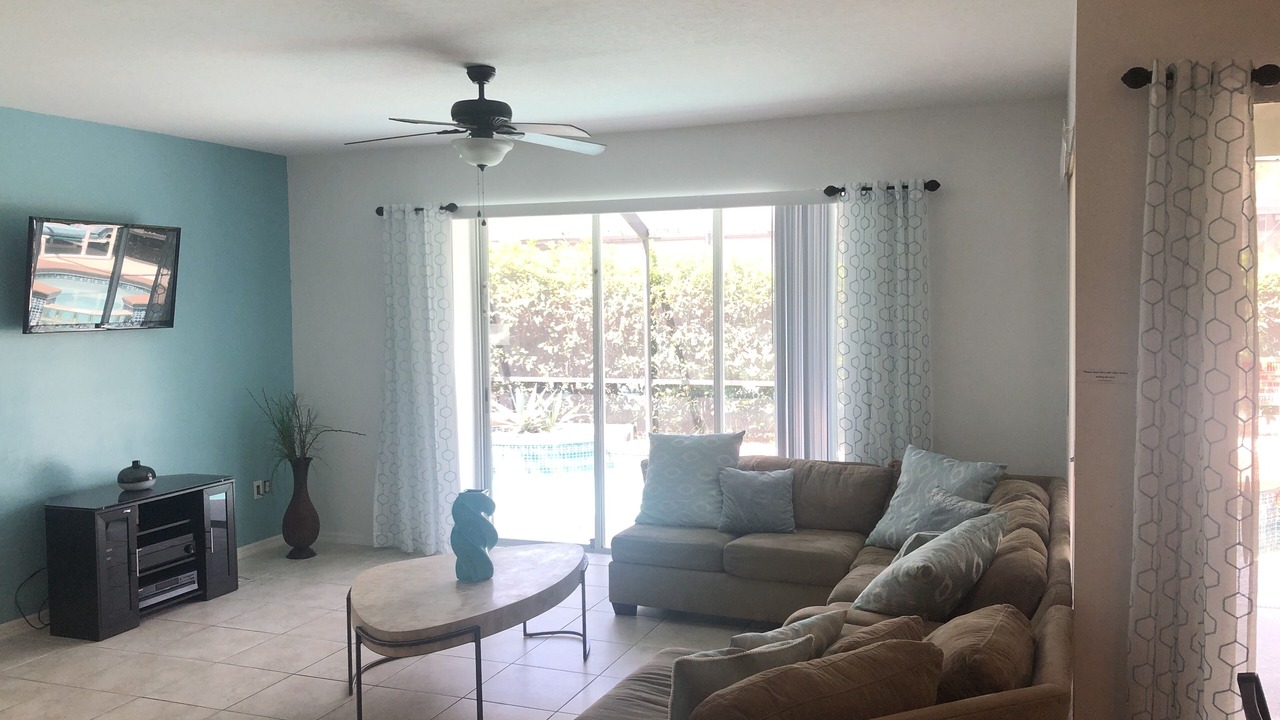 Photo of Livingroom in Sunset Lakes
