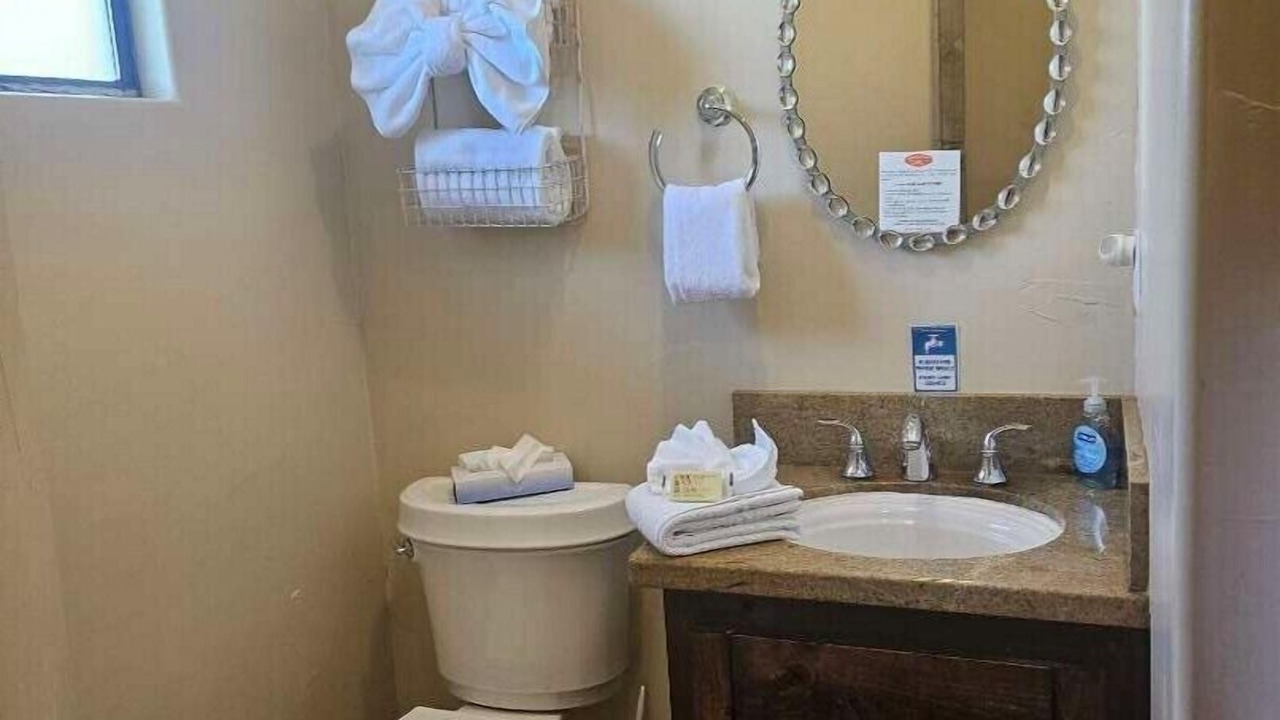 Photo of Bathroom in Cleone
