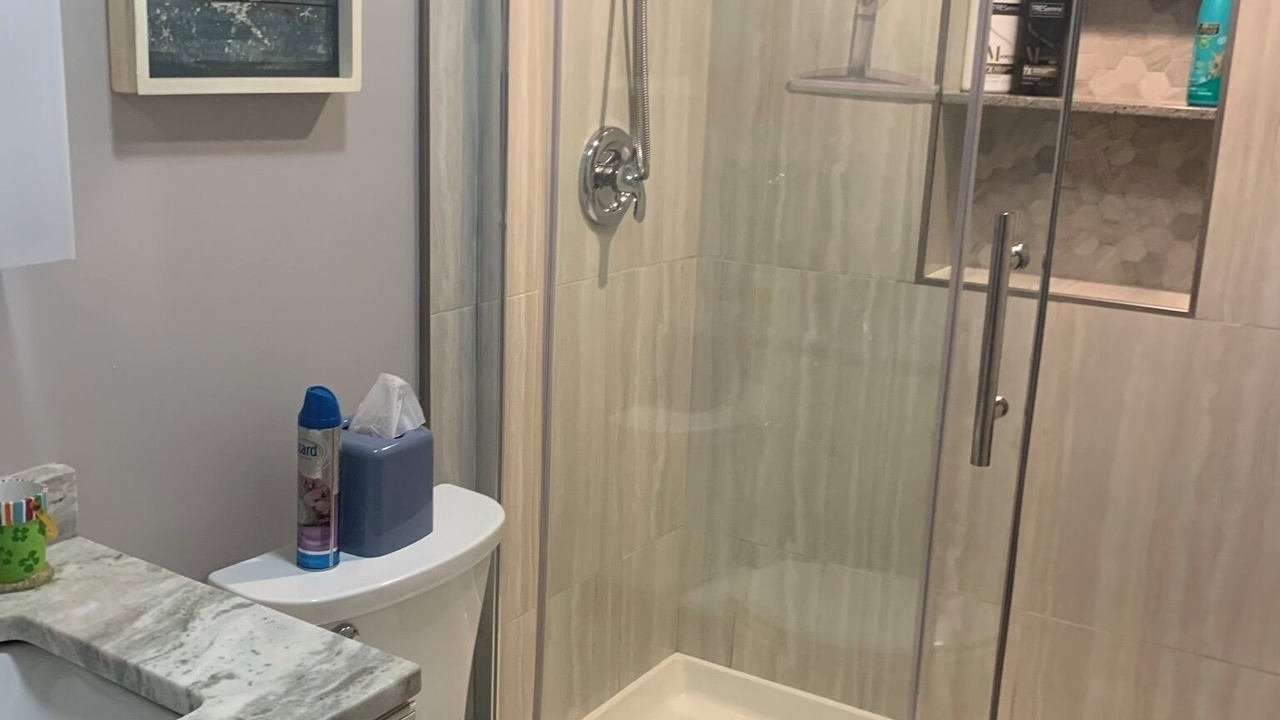 Photo of Bathroom in Tyler Gardens