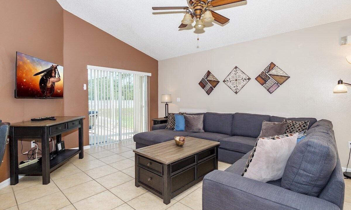 Photo of Livingroom in Westridge
