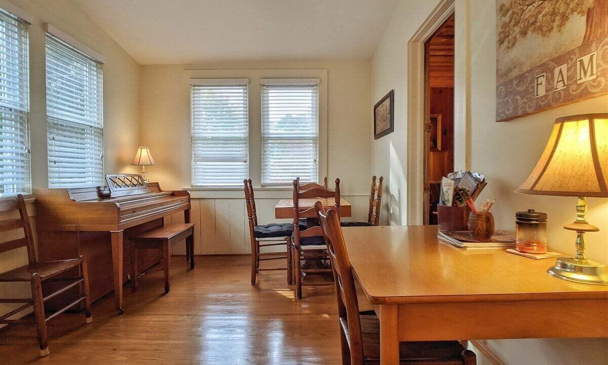 Photo of Bedroom in Lake Junaluska