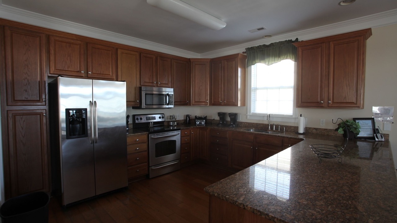 Photo of Kitchen in Inlet Harbour