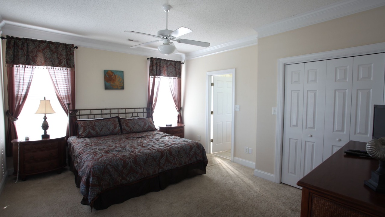 Photo of Bedroom in Inlet Harbour