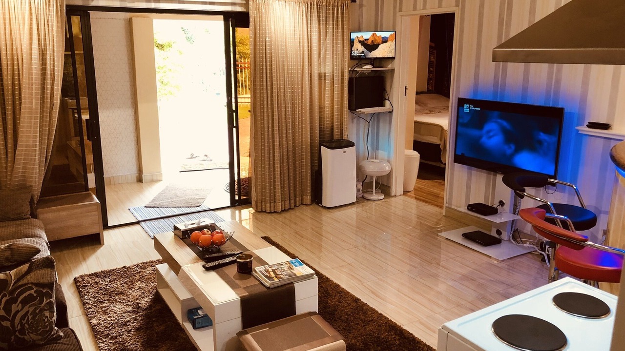 Photo of Livingroom in Harare East