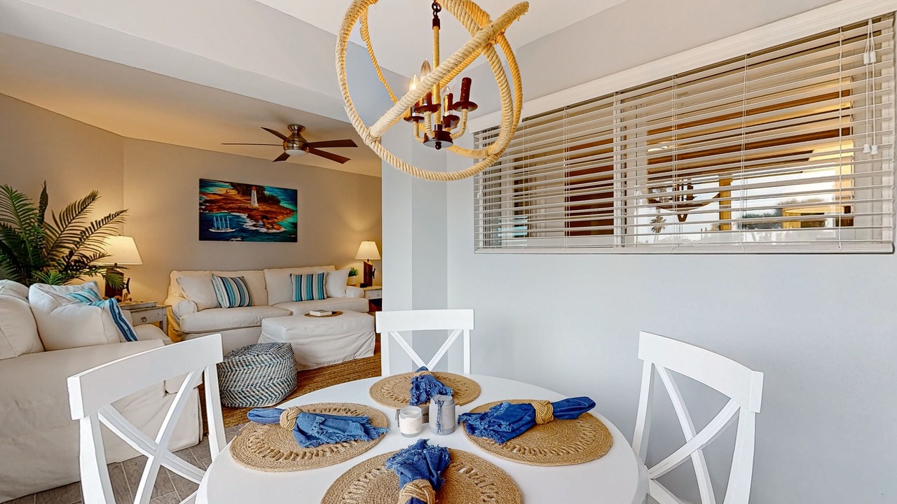 Photo of Livingroom in Cape Caneveral Beach Gardens