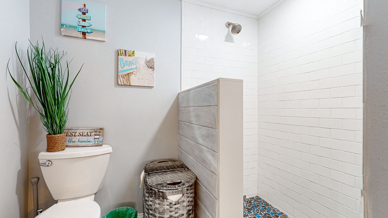 Photo of Bathroom in Cape Caneveral Beach Gardens