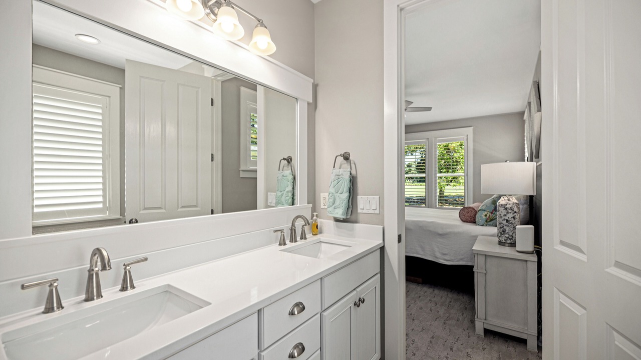 Photo of Bathroom in Laurel Grove