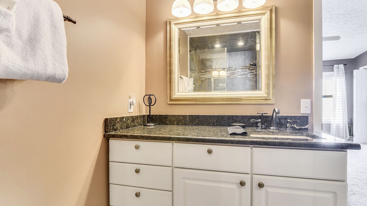 Photo of Bathroom in Sunnyside