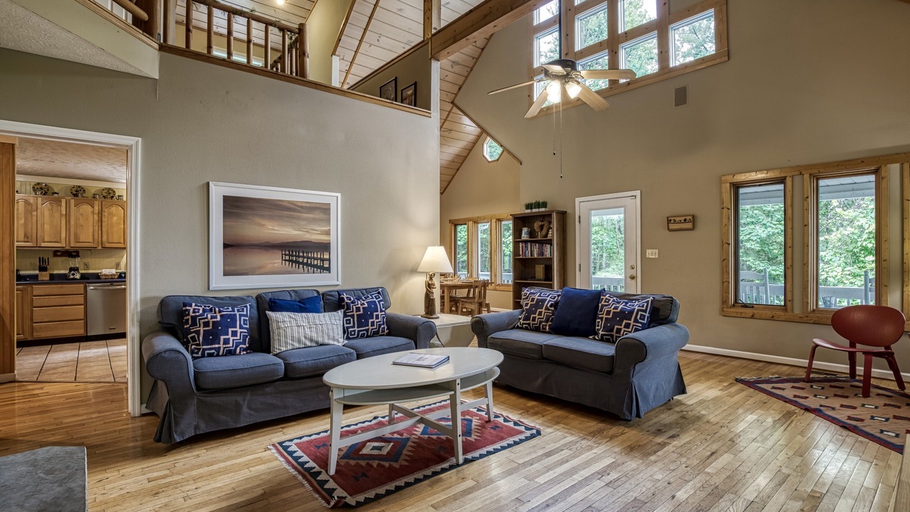 Photo of Livingroom in Townsend