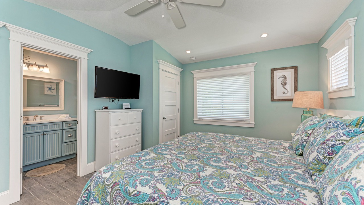Photo of Bedroom in Holmes Beach