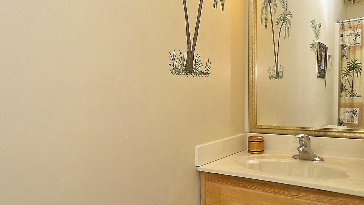 Photo of Bathroom in Whalehead Beach