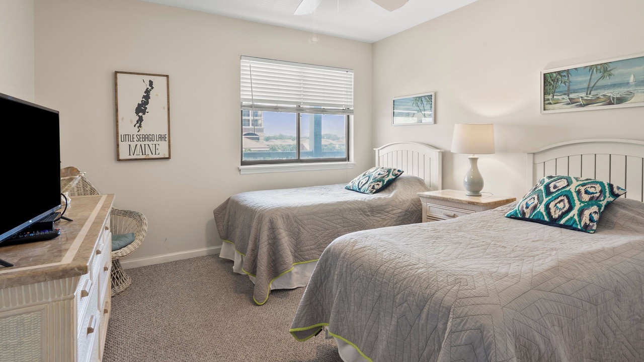 Photo of Bedroom in Cherry Grove Beach