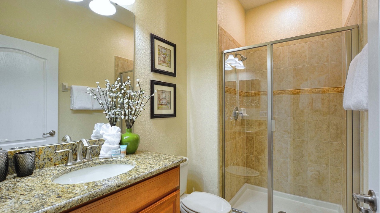 Photo of Bathroom in Lindfields