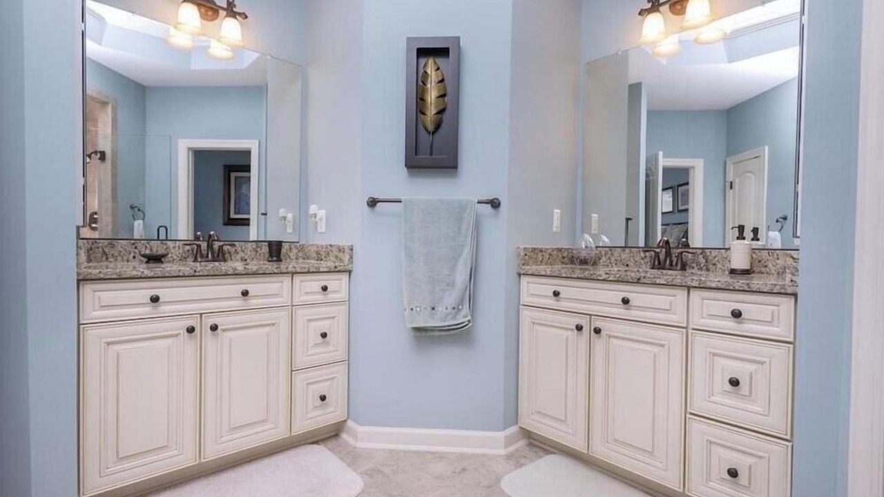 Photo of Bathroom in The Commons