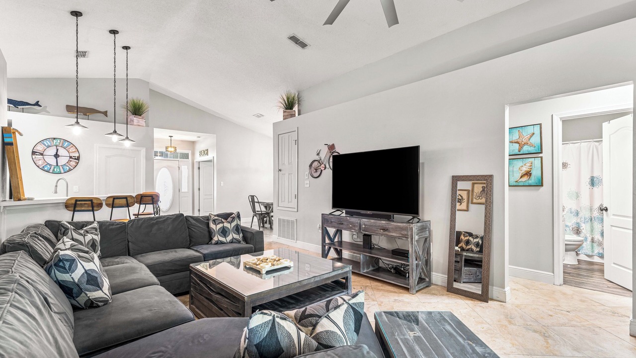 Photo of Livingroom in Miramar Beach