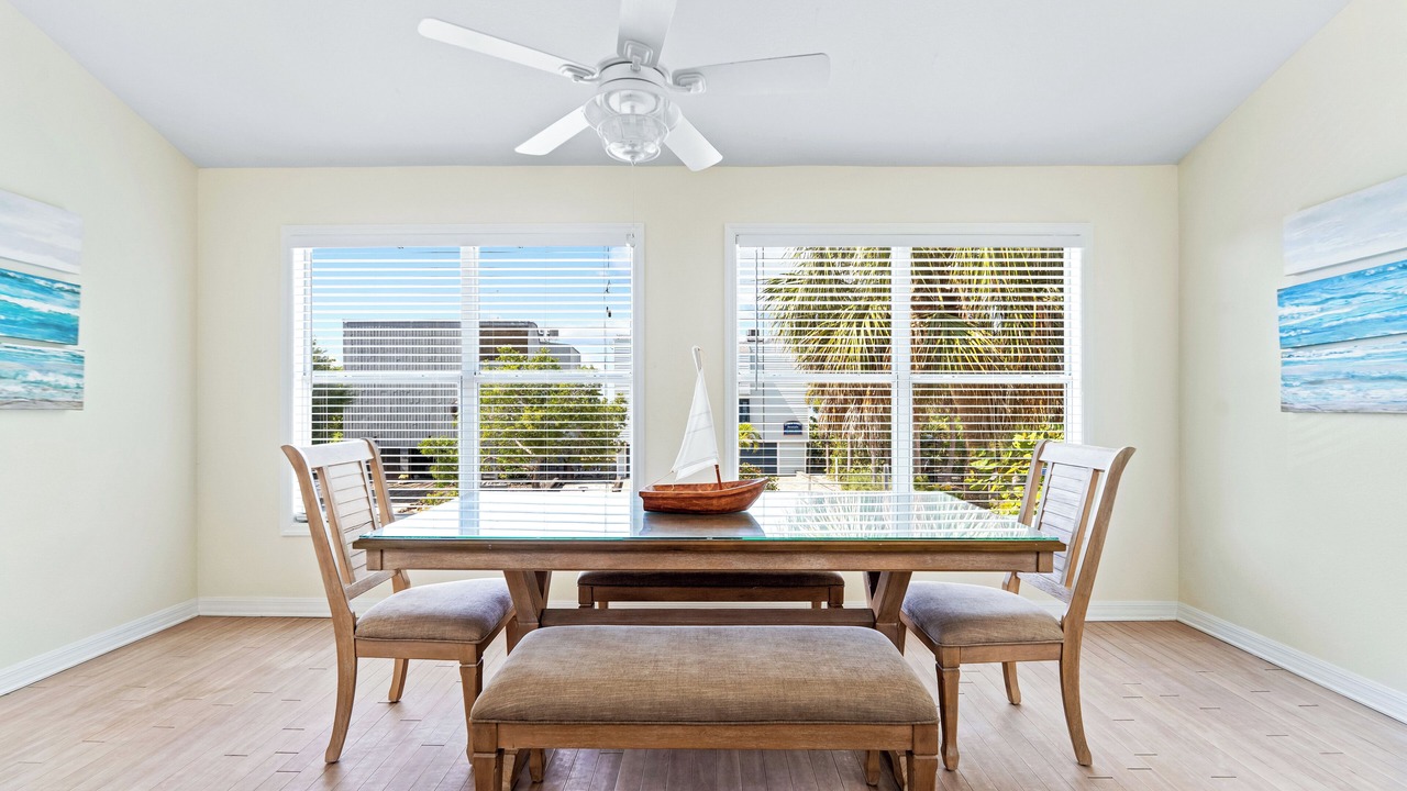 Photo of Livingroom in Siesta Key Village