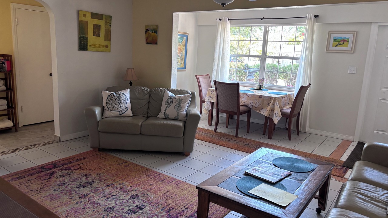 Photo of Livingroom in Arlington Park