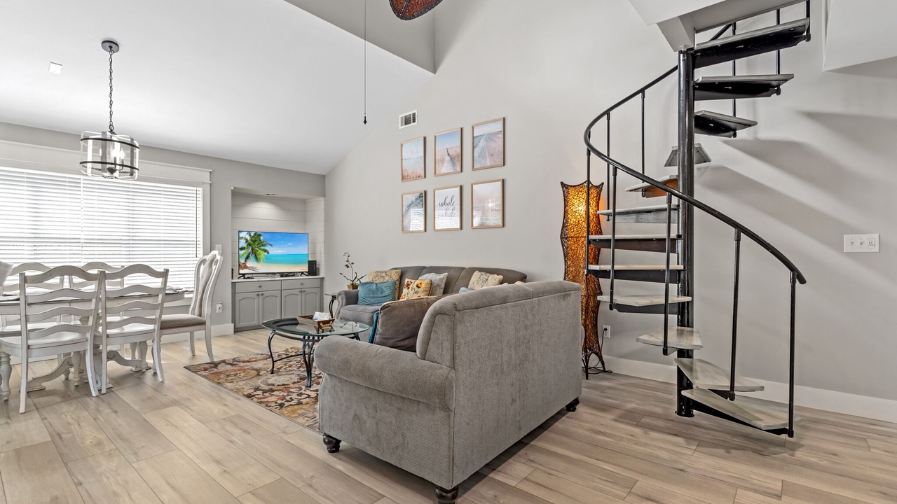 Photo of Livingroom in Gulf Pines