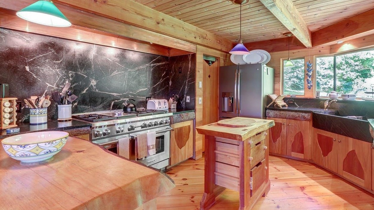 Photo of Kitchen in Warren