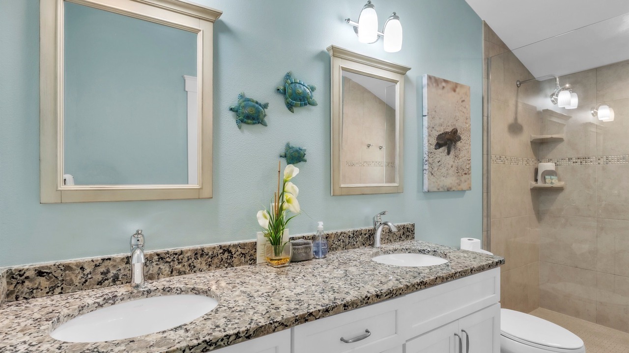 Photo of Bathroom in Holmes Beach