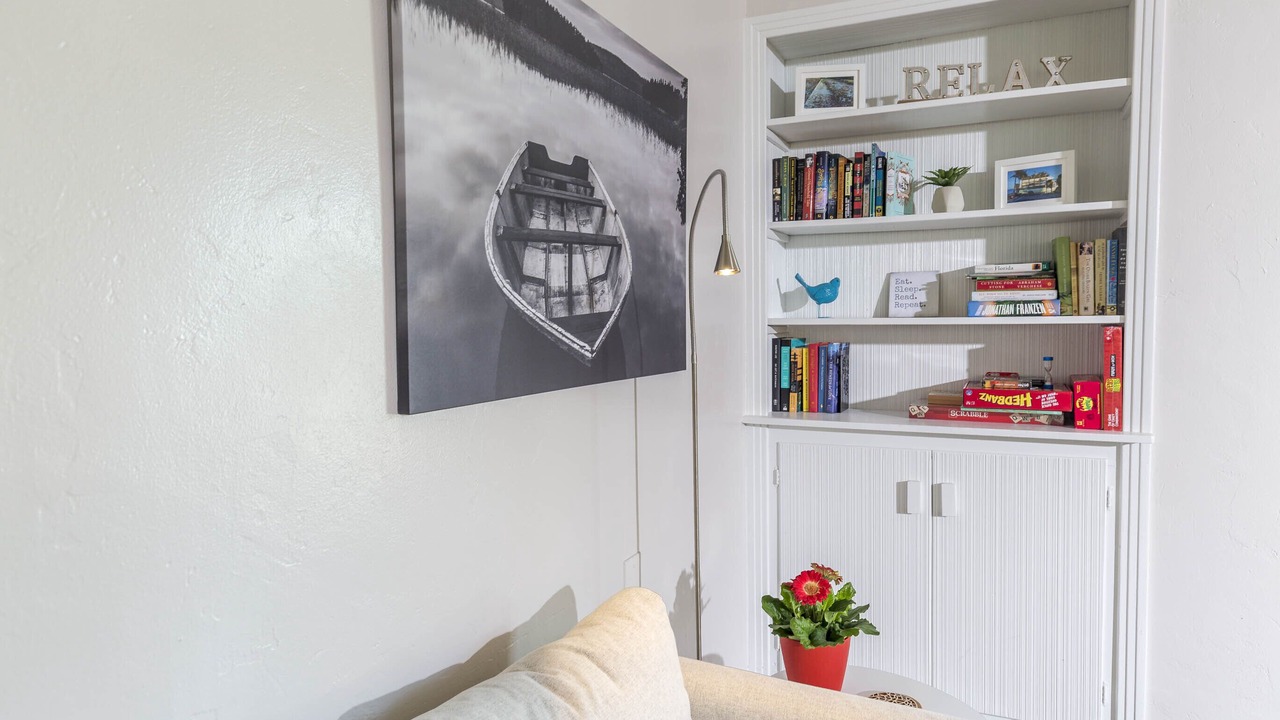 Photo of Bedroom in Downtown