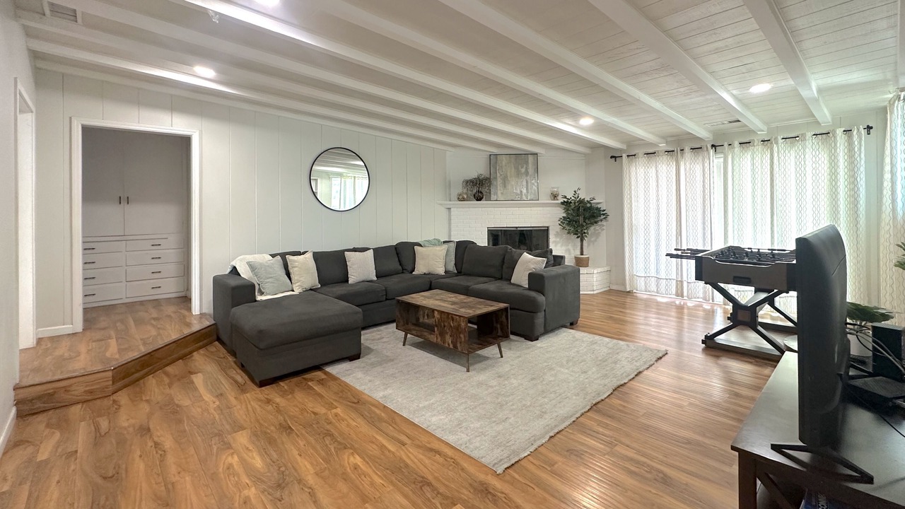 Photo of Livingroom in Southwest Anaheim