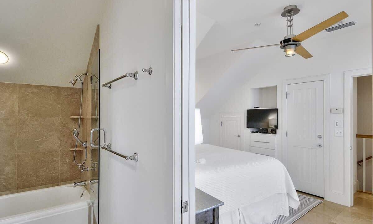Photo of Bathroom in Rosemary Beach