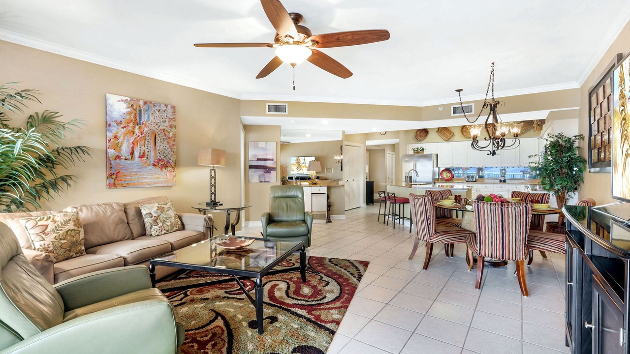 Photo of Livingroom in Orange Beach