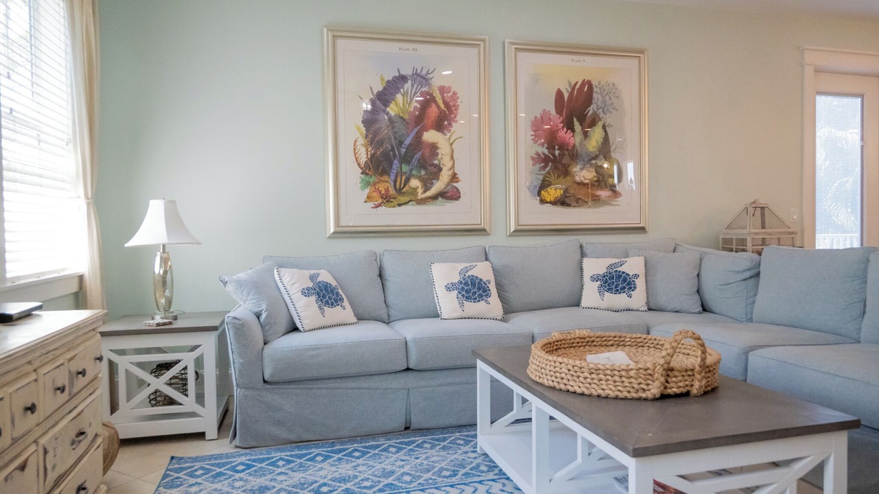 Photo of Livingroom in Holmes Beach