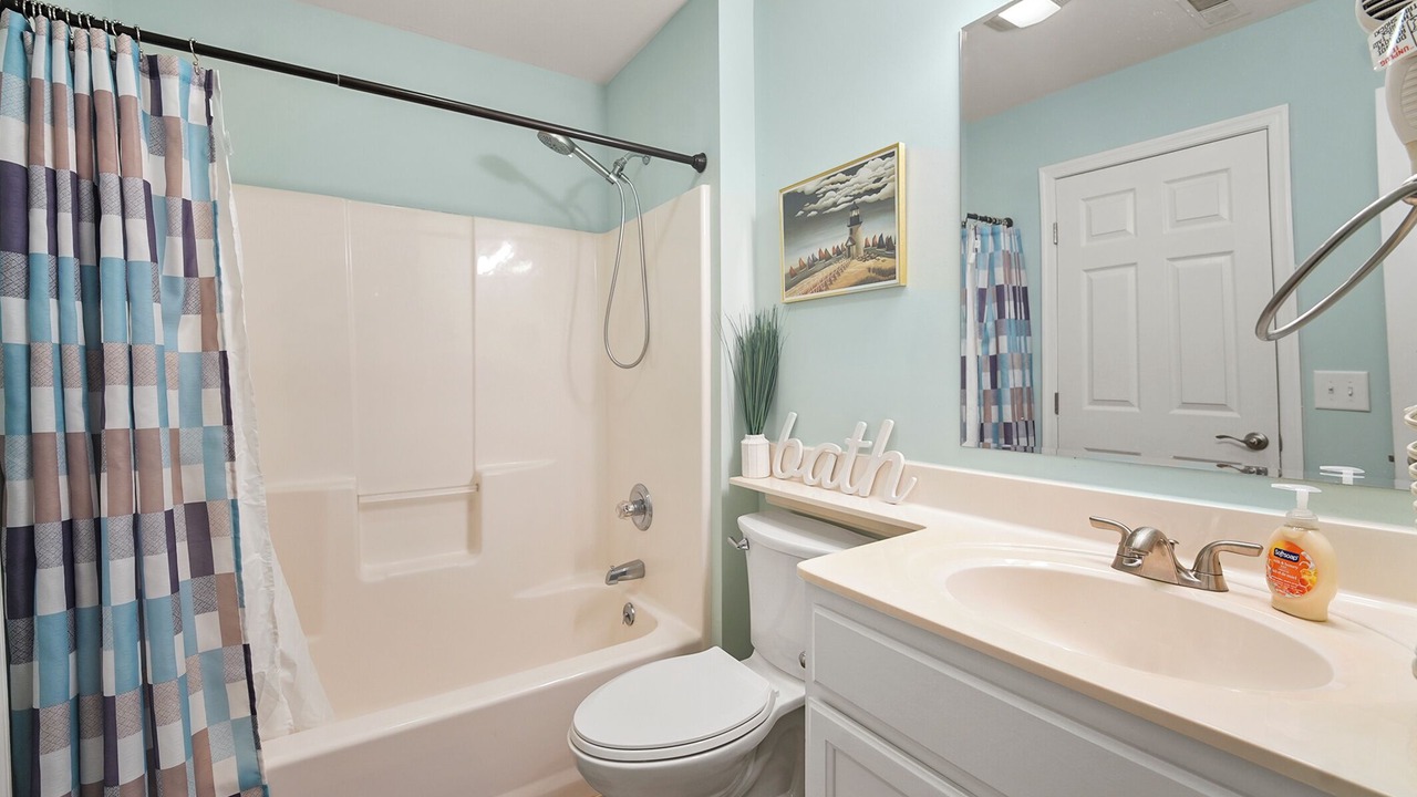 Photo of Bathroom in Plantations East