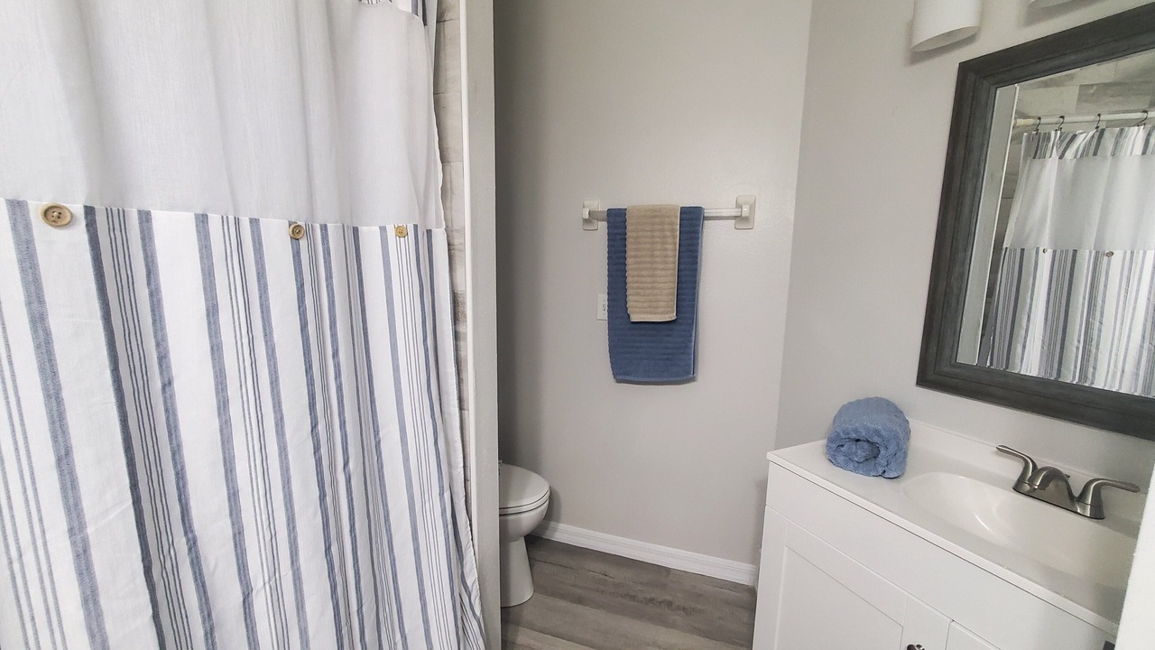Photo of Bathroom in Sunset Lakes