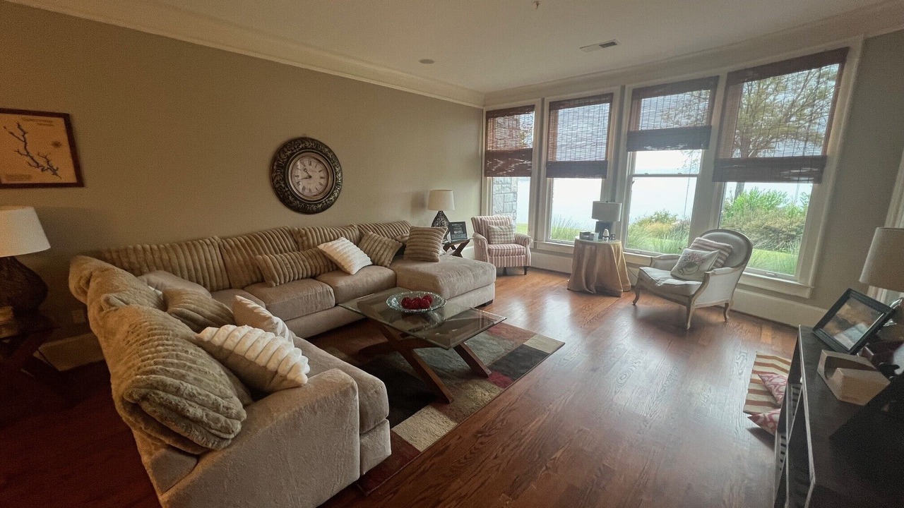 Photo of Livingroom in Eatonton
