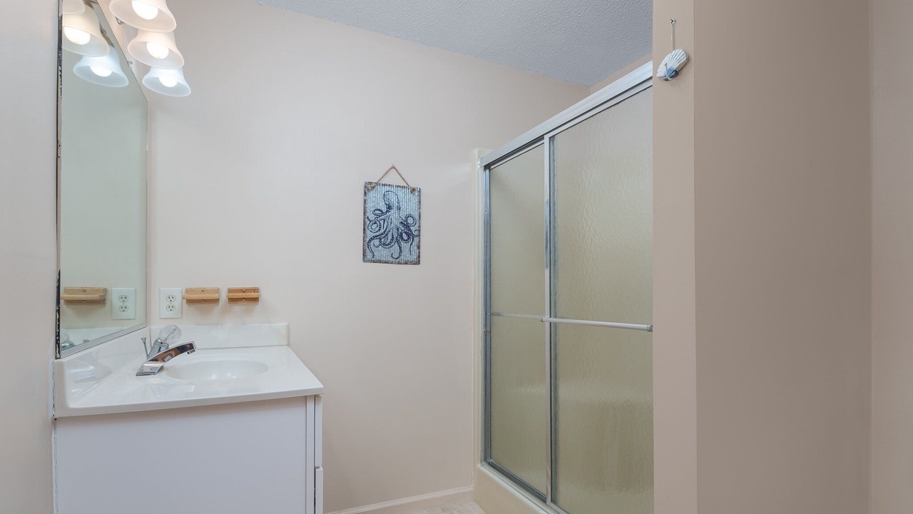 Photo of Bathroom in Whalehead Beach