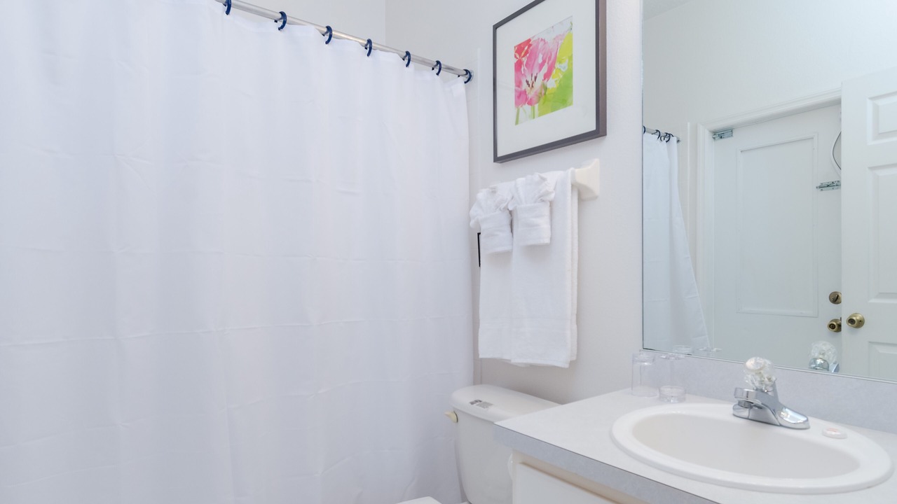 Photo of Bathroom in Bridgewater Crossing