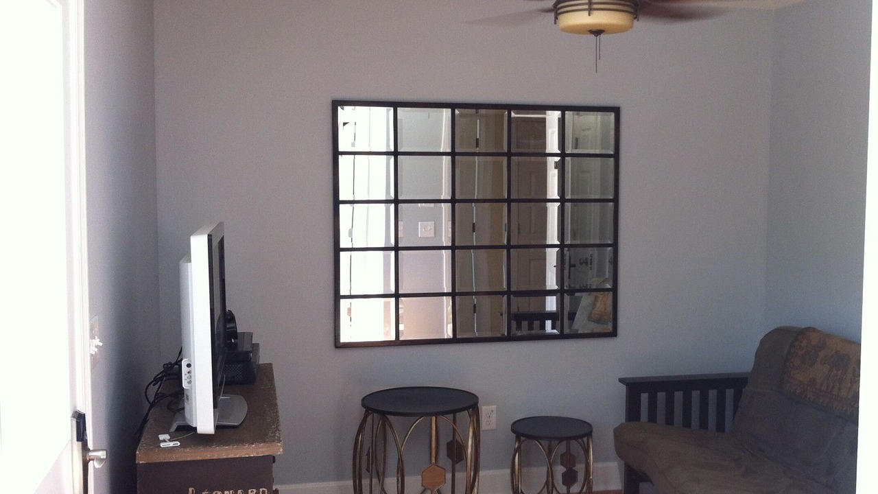 Photo of Bedroom in Country Club Estates