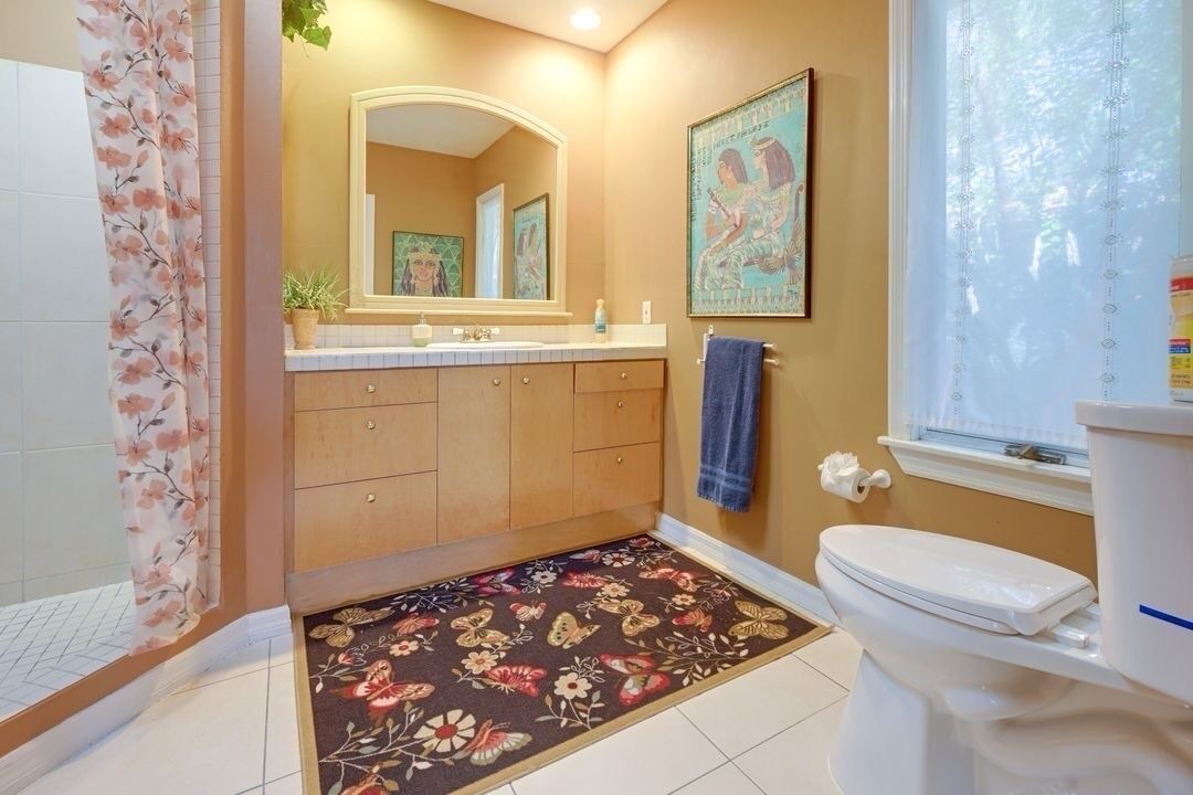 Photo of Bathroom in Ridge Wood Heights