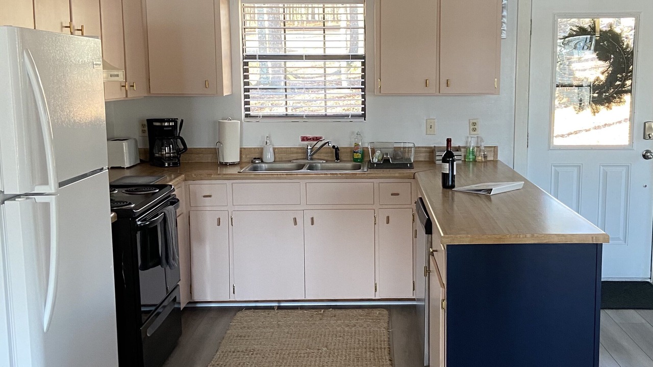 Photo of Kitchen in Eatonton