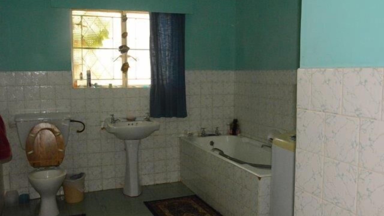 Photo of Bathroom in Victoria Falls