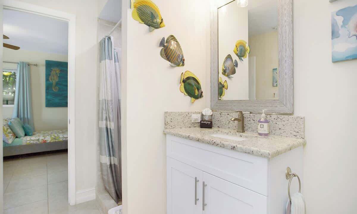 Photo of Bathroom in Naples Park